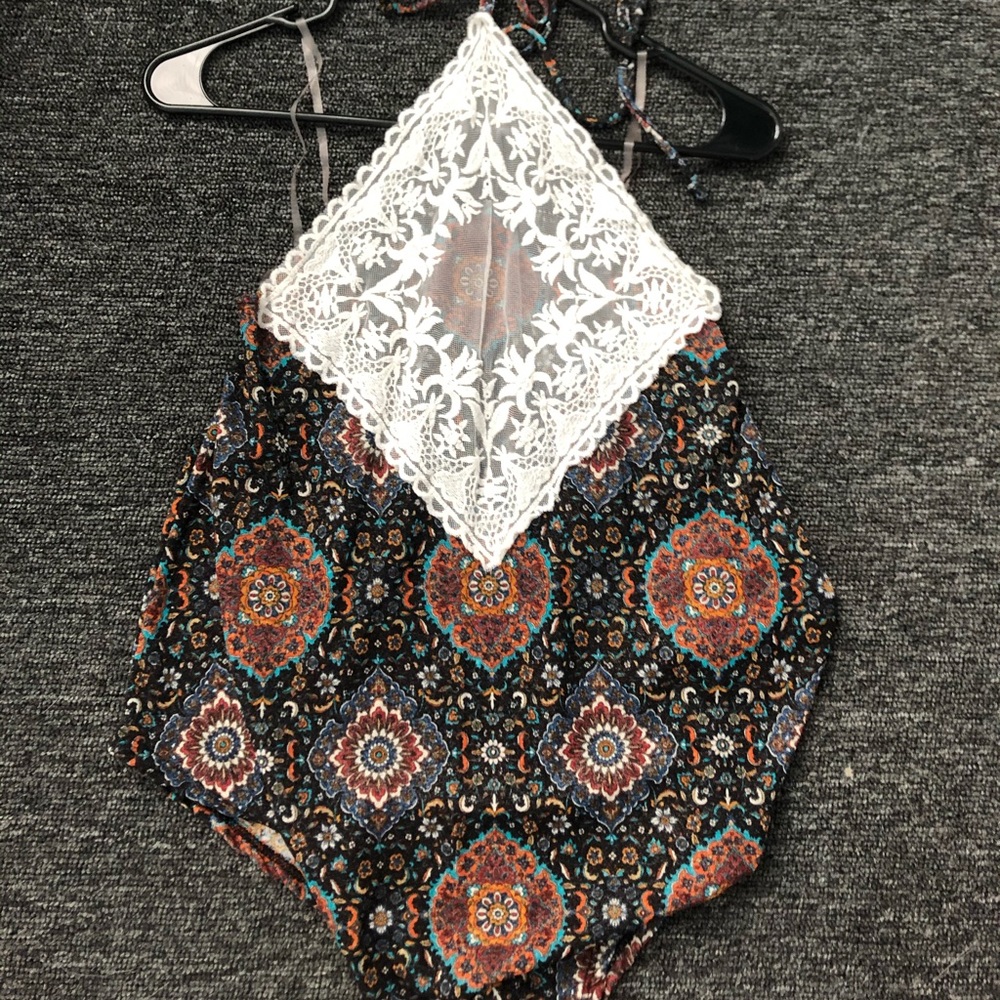 Halter top